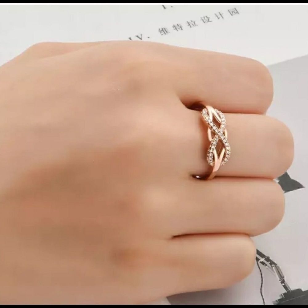 Exquisite Rose Gold PLATED Infinity Ring - Picture 5 of 7
